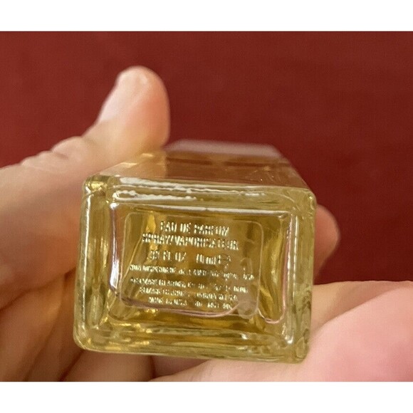 NEW Vintage Elizabeth Arden 5th Avenue Eau de Parfum Perfume Spray .33 fl. oz - Picture 4 of 7